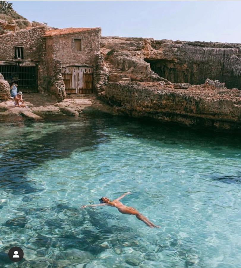Finca Hotel Rural Es Turo Ses Salines  Exterior foto